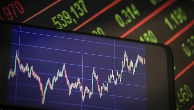 2023’te Teknoloji Hisselerine Yatırımcı Akını: Nedenleri ve Sonuçları