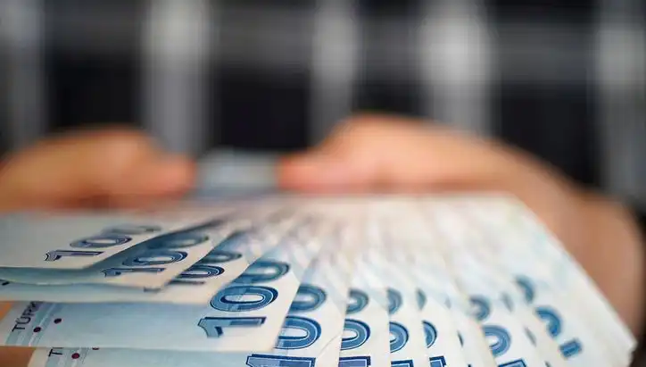 Emekli Promosyon Kampanyaları 2025: En Yüksek Ödemeyi Kimin Verdiğini Keşfedin!