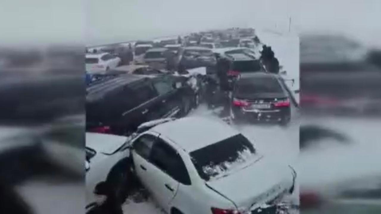 Kazakistan'da 95 Araç Zincirleme Trafik Kazası