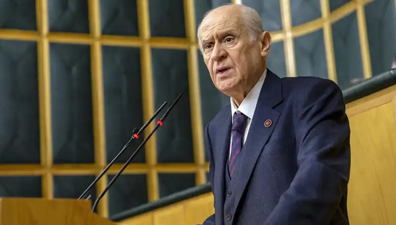 Bahçeli'den Sokak Çağrılarına Sert Yanıt: 'Masum Değildir'
