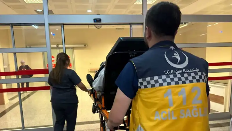 Adıyaman'da Kadın Kavgası: Tarafları Ayırmaya Çalışan Adam Bıçaklandı
