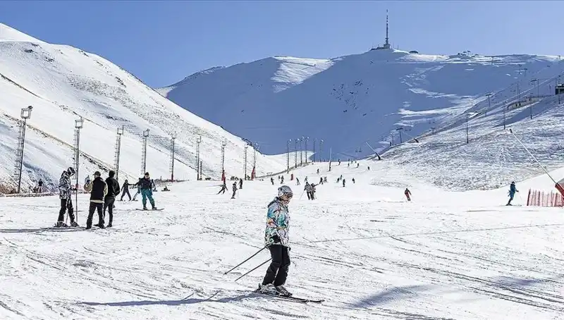Palandöken’de Kar Kalınlığı Rekor Seviyelere Ulaştı!