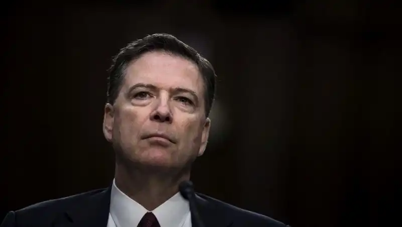 FBI Eski Şefi, Trump'ı 4 Rakamla Tehdit Ettiğini Açıkladı!