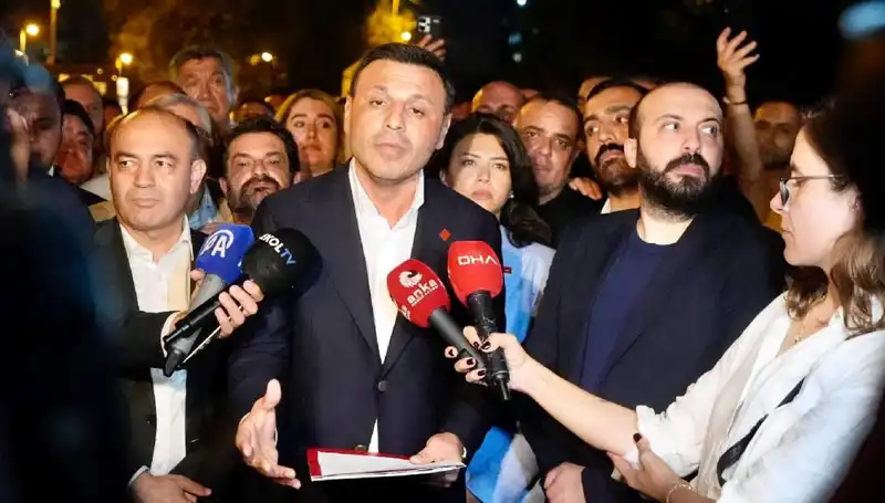 CHP İstanbul İl Başkanı Özgür Çelik, Siyasi Süreçteki Rolünü Anlattı
