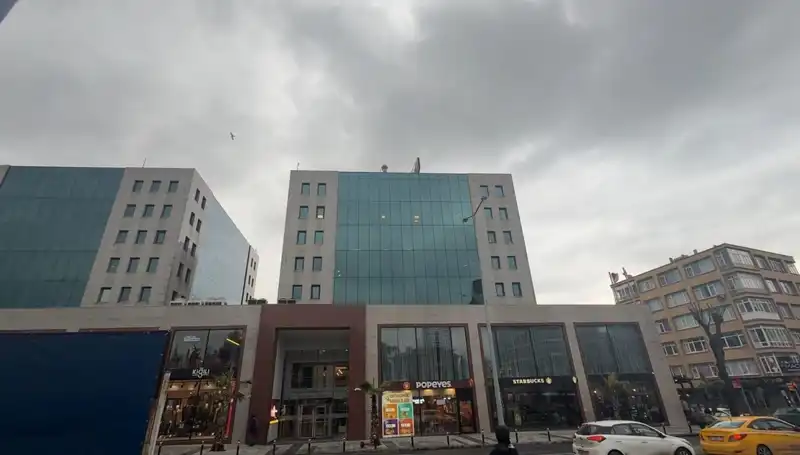 İBB Medya AŞ'ye Gece Yarısı Polis Baskını: Bilgisayarlar İhtiyaç Artışı Sebebiyle Ele Geçirildi