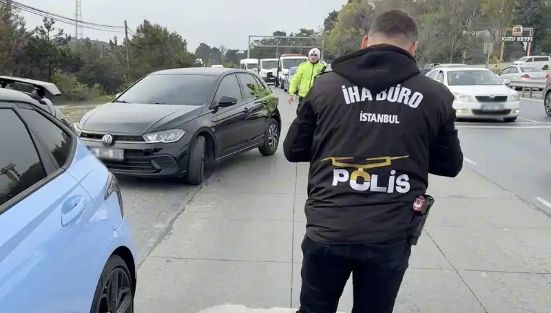 Emniyet Şeridini İhlal Eden Sürücünün İlginç Suç Hikayesi
