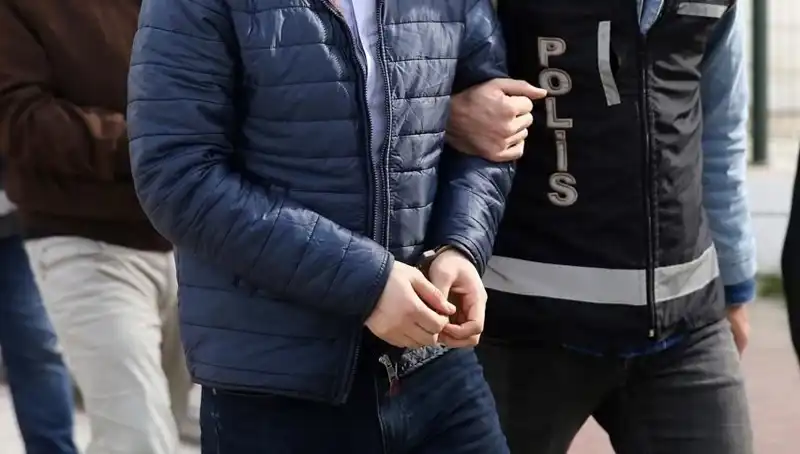 Hırsızlar Suç Üstü Yakalandı: 5 Şüpheli Tutuklandı!