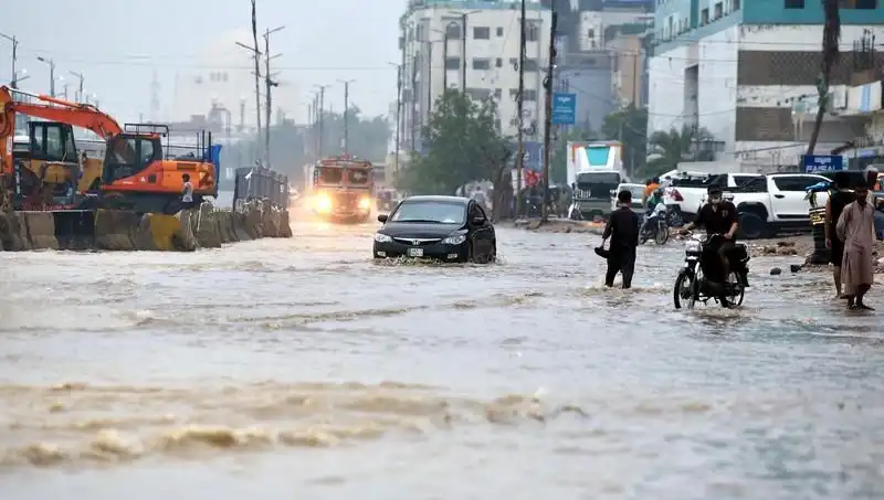 Pakistan’da Muson Yağmurları: Felakette Ölü Sayısı 785’e Ulaştı