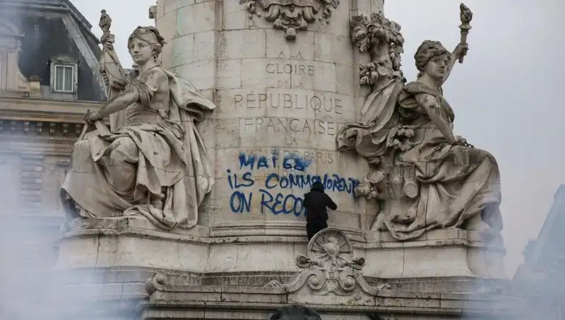 Paris Belediyesi, Grafiticilere Karşı Savaş Açtı: Sokaklar Yeniden Temizlenecek mi?