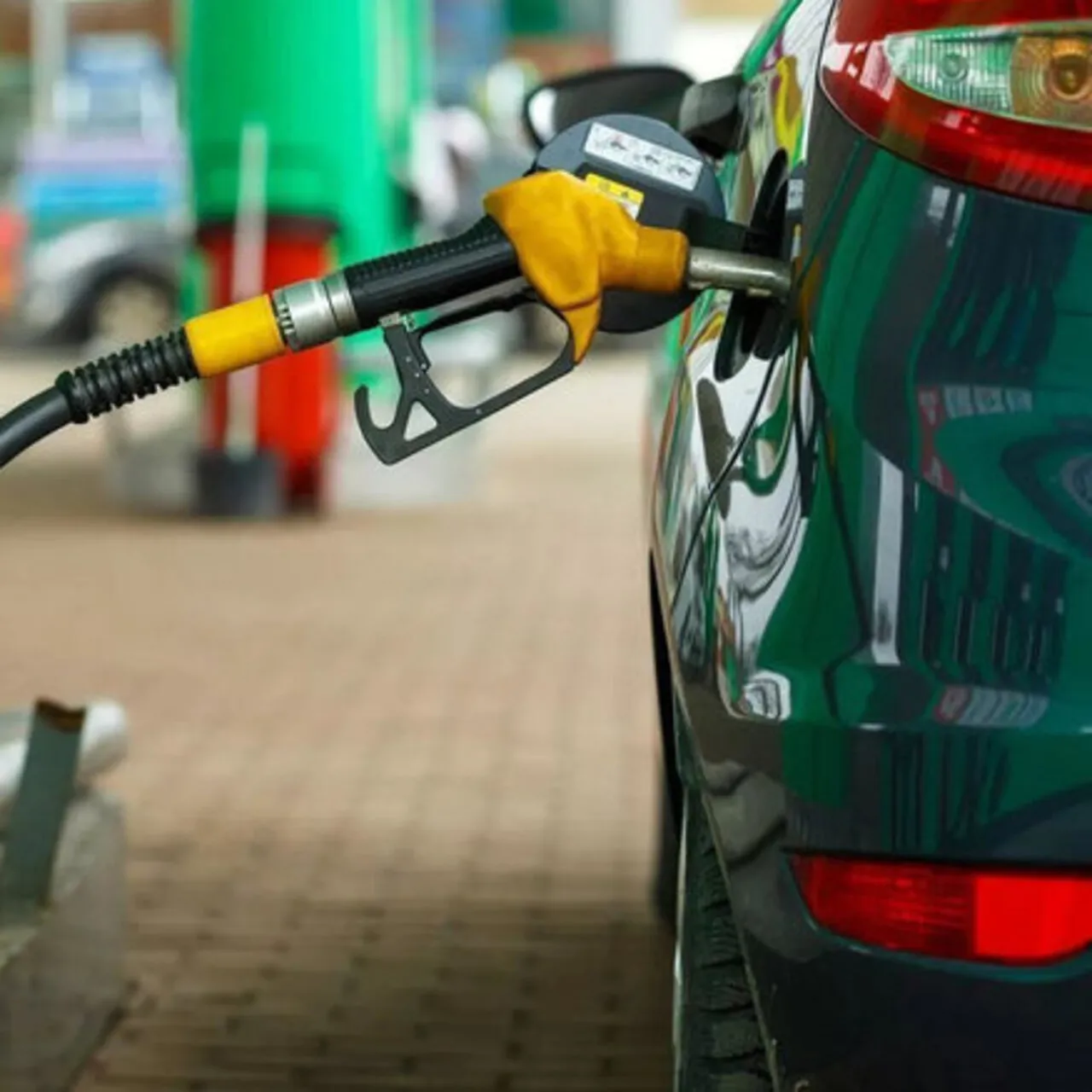 Güncel Akaryakıt Fiyatları: Benzin, Motorin ve LPG'deki Son Değişiklikler