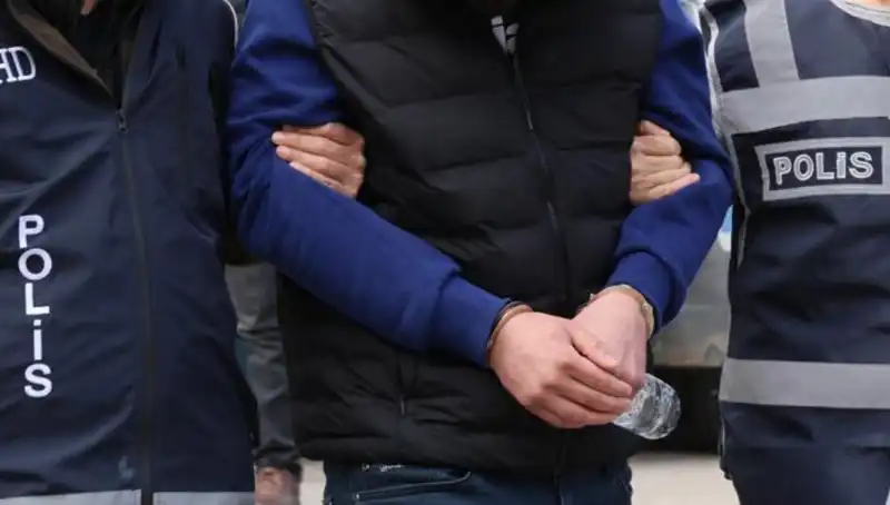 DAEŞ'e Yönelik 4 İlde Şok Operasyon: 4 Gözaltı