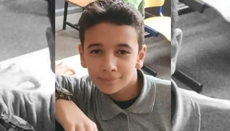 15 Yaşındaki Burak Okul İçin Evinin Kapısından Çıktı, Kayıplara Karıştı