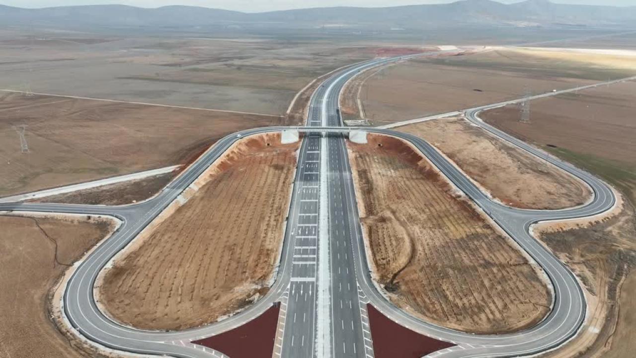 Konya Çevre Yolu'nun 2. Kesimi Trafik Açıldı