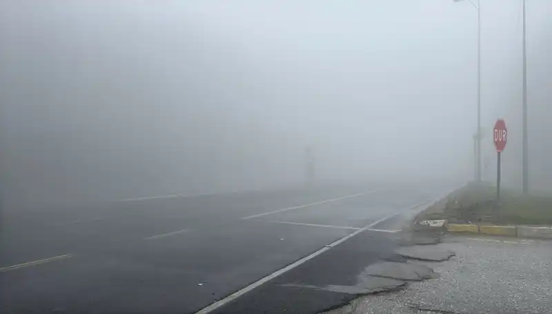 Bolu Dağı'nda Sis Fırtınası, Görüş Mesafesini Tehlikeye Attı!