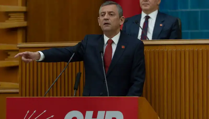İmralı'dan Gelen "Silah Bırakın" Çağrısı ve Özgür Özel’in Açıklamaları