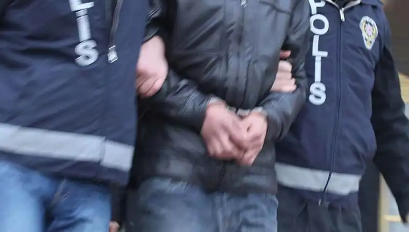 Konya'da Gerçekleşen Dolandırıcılık Operasyonunda 13 Kişi Tutuklandı
