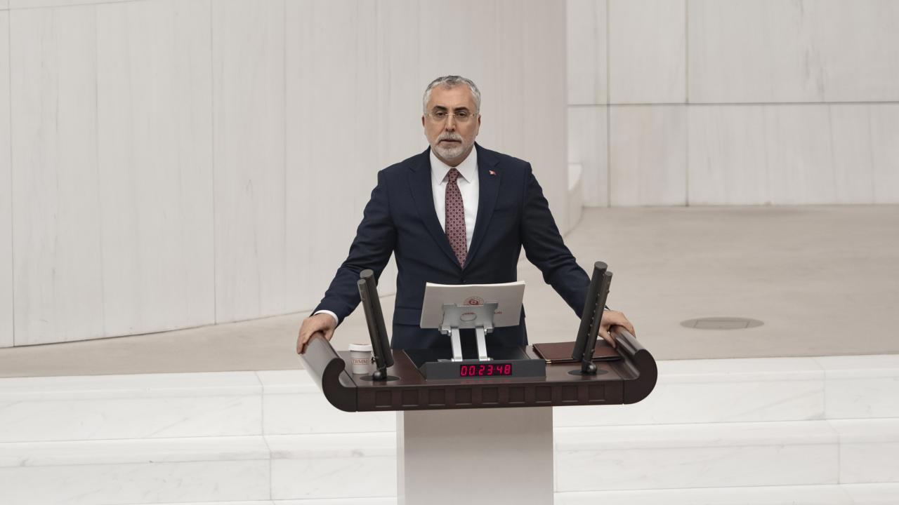 Bakan Işıkhan: Çalışanların Refahı ve İşverenlerin Rekabeti Hedefleniyor