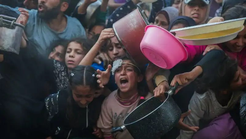 Gazze'de Açlık Krizi: Un Stokları Tükendi, Nereden Yardım Gelecek?