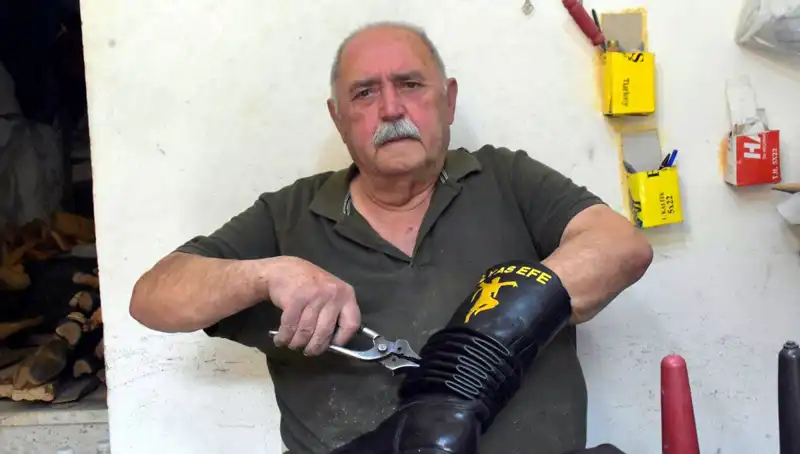 Tireli Hasan Usta: 64 Yıldır Mesleğinde Tek Olmanın Gururu