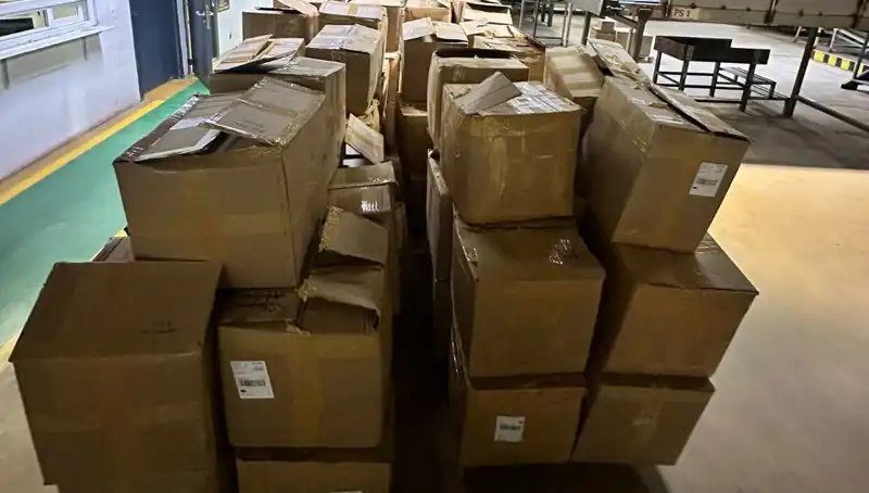 Kargo Şirketinin Deposunda Kaçak Tütün Operasyonu: Detaylar Ortaya Çıktı