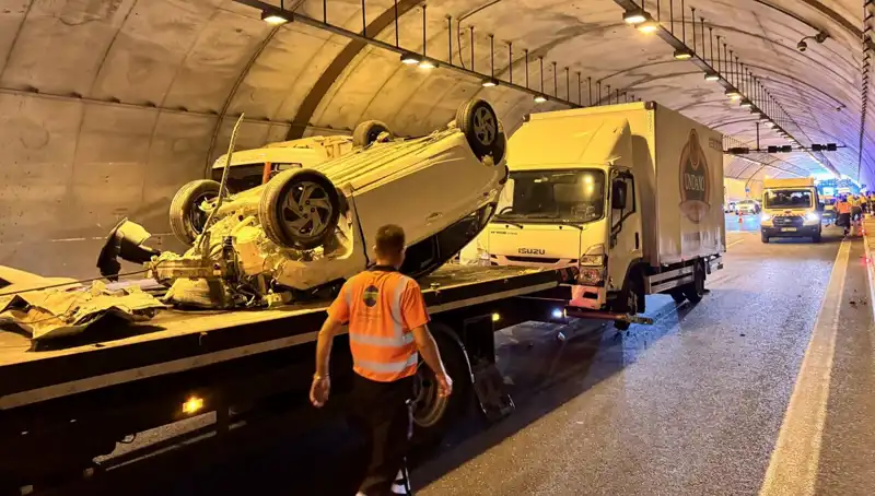 Kuzey Marmara Otoyolu’nda Trafik Kazası: Otomobil ve Kamyonet Çarpıştı