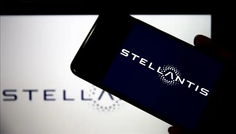 Stellantis'in Fabrika Kapatma Riski: İşçi ve İstihdam Geleceği Tehlikede