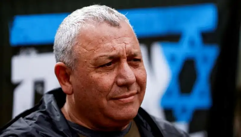 İsrail'de Siyasi Deprem: Gadi Eisenkot'un İstifası ve Etkileri