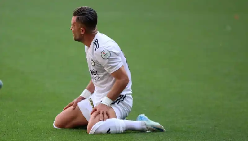 Futbolda Şok Gelişme: İcra Takibi ve Puan Silme Cezaları Peş Peşe Geldi!
