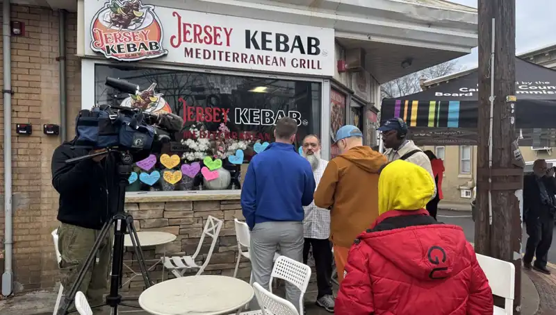 Türk Ailesinin Yeşil Kart Beklerken Başlarına Gelen Şok Olay