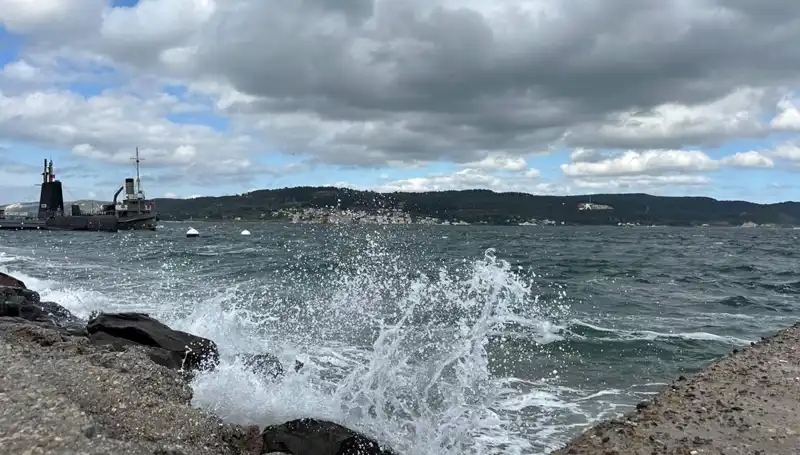 Beykoz Sahillerinde Denize Girmek İki Haftalığına Yasaklandı