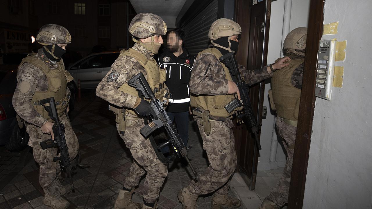 Zehir tacirlerine büyük operasyon: 595 kişi gözaltında